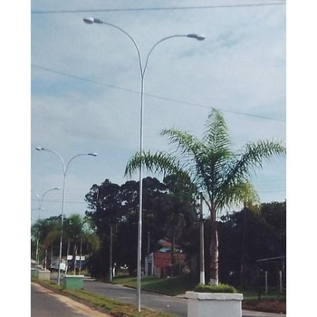 Poste Curvo Duplo com Base Poste Curvo Duplo com Base