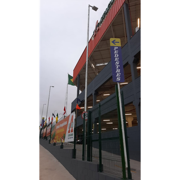 Poste de Iluminação para Estacionamento Poste de Iluminação para Estacionamento
